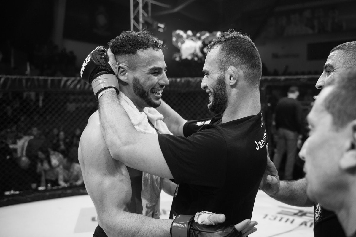 bravemmaf's tweet photo. #RESPECT☝🏼#BraveCF10 https://t.co/eY7HUKij4u