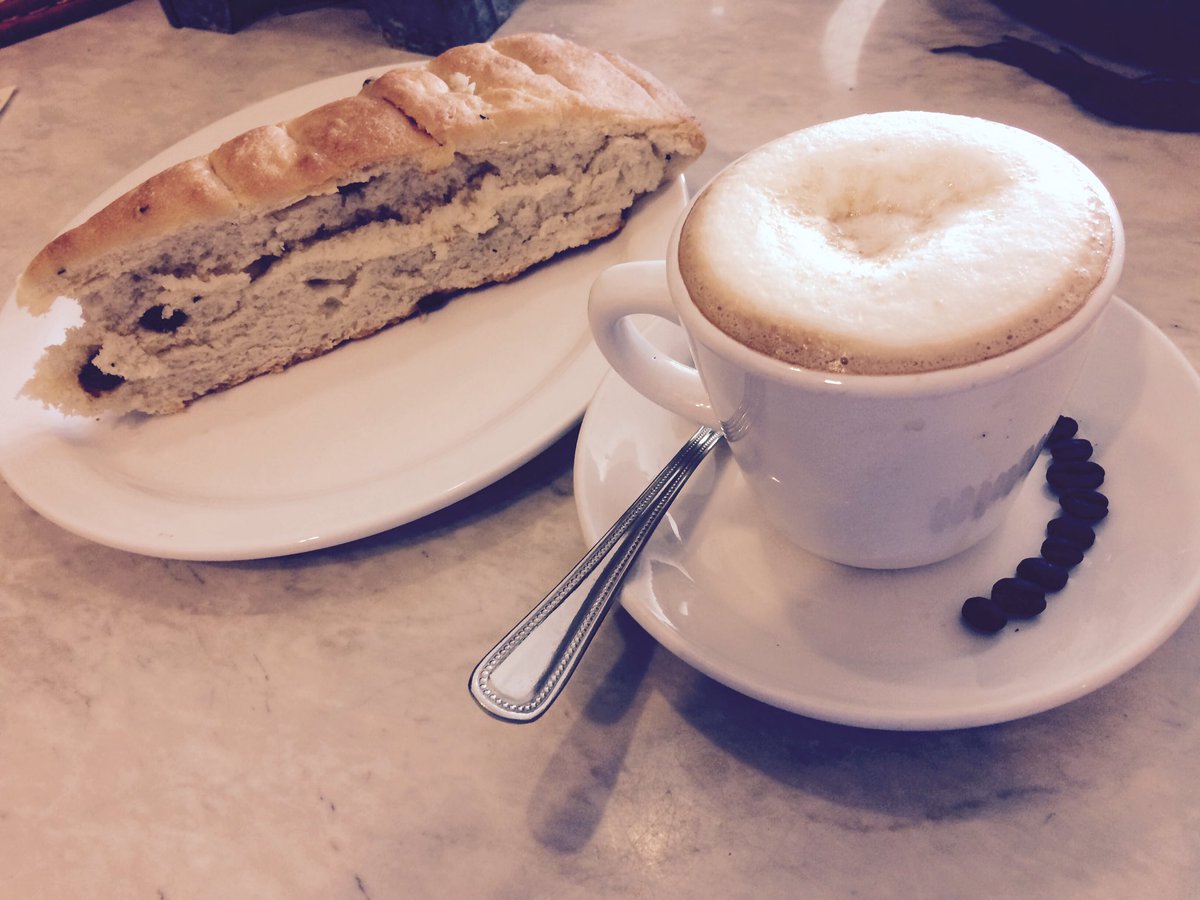 Cafedesta's tweet photo. Good morning Tucson. https://t.co/Aw4oNGai19