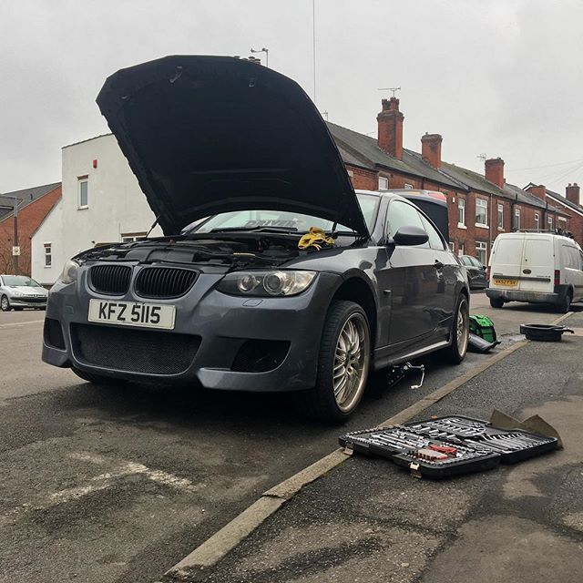 mikesmith_media's tweet photo. Quick service on scissor jacks. Safety first 🚑
_
_
#bmw #bmwe92 #e92 #bmwbase #mikesmithmedia #335 #bmwgram #bmwlife #postmybmw #instabmw #like4like #igbmw #pbmw #bmw_world_au #bmwrldua #loweredlifestyle #cambergang #bmwgasm #modifiedcardriver #mf… https://t.co/A3FHcWNjnT https://t.co/cy2KqbDUAZ