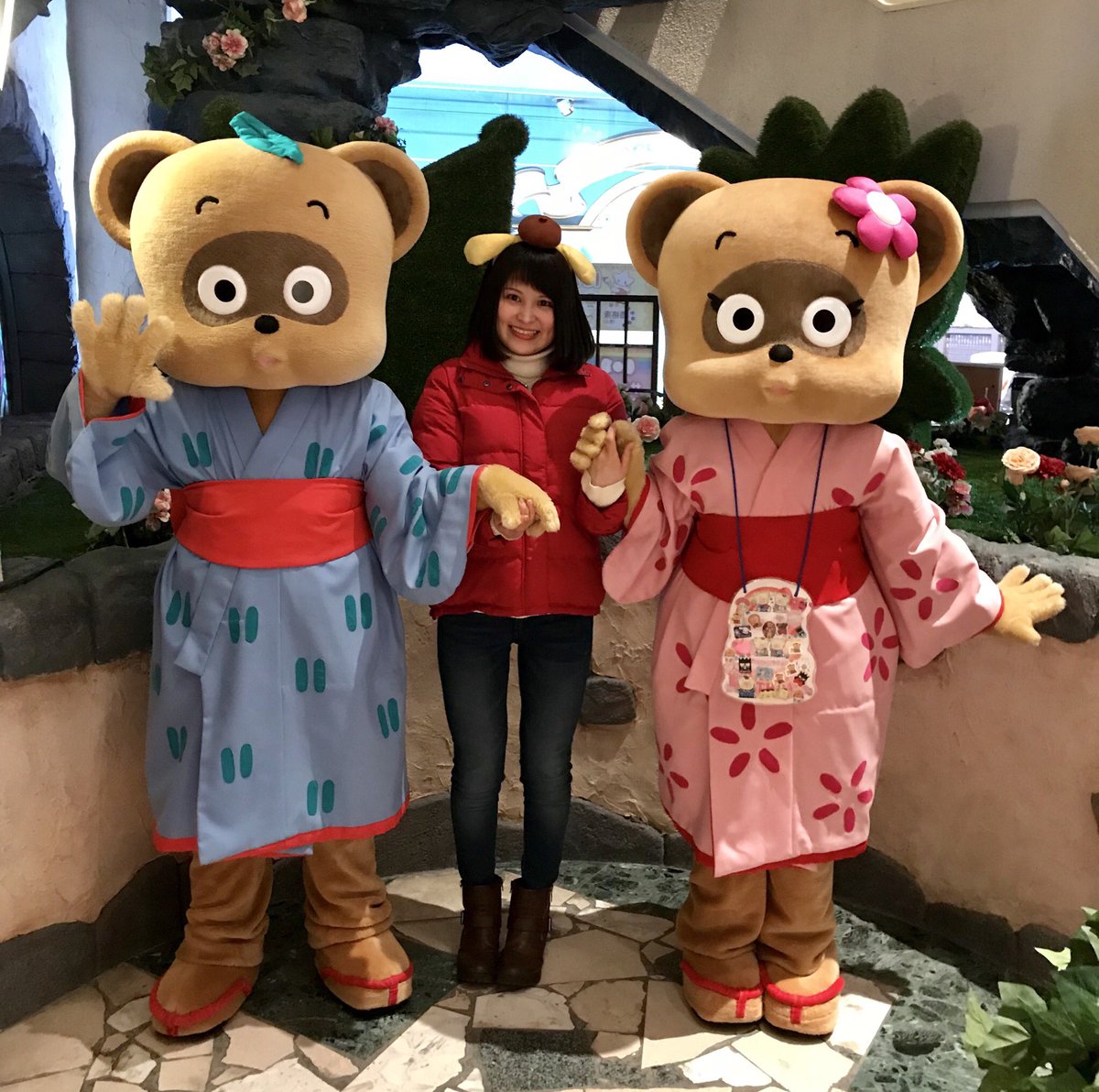 月山 和香 No Twitter ぽこぽん日記 ぽんぽこぽこぽん と ぶんぶくはな ちゃんに キャラクター大賞 の重要性を説明 2枚目 やばい奴だと思われたのか はなちゃんから突然のハグ 3枚目 ときめいて思わず投票を約束してしまう私 4枚目