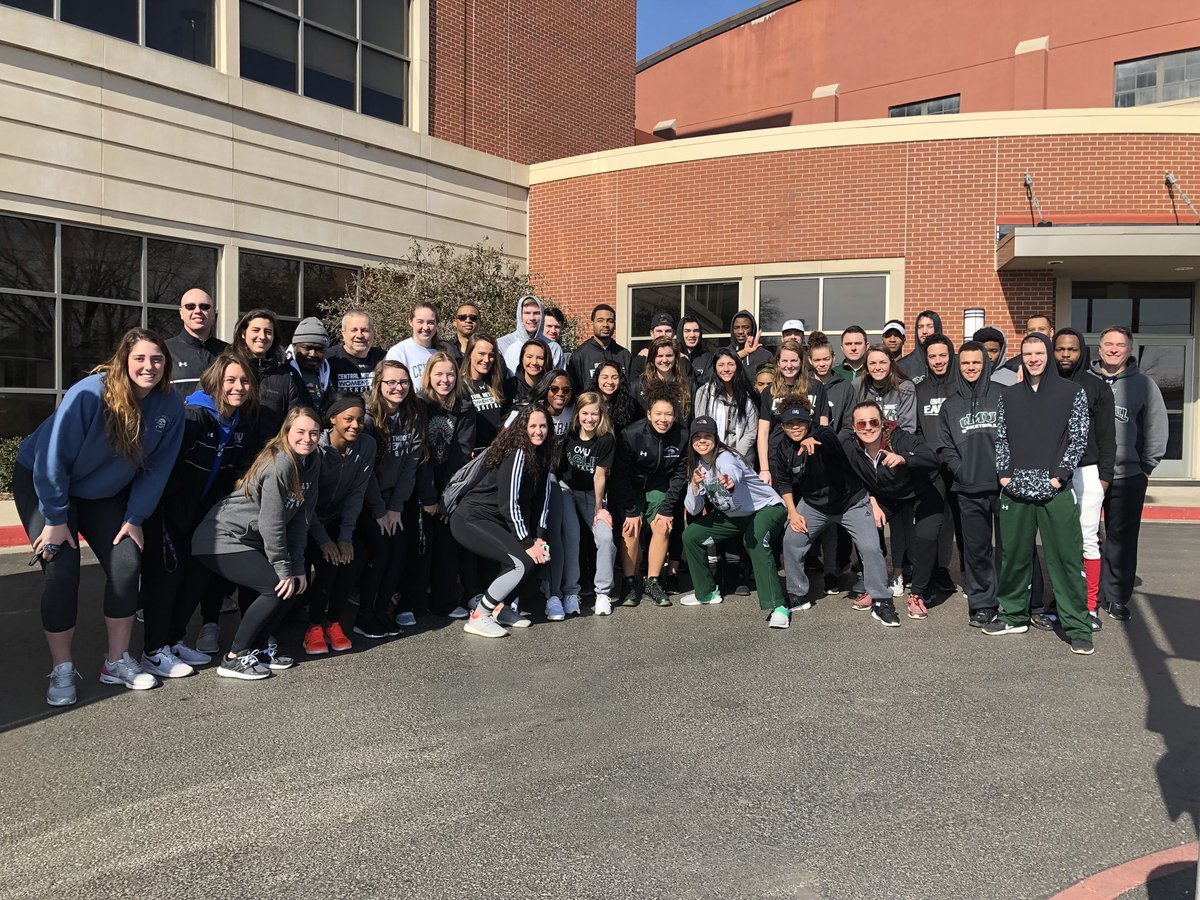 Good luck and safe travels to the @CMUWBB team as they leave for the NAIA National Tournament in Billings, Montana! #TakeFlight 🦅🏀