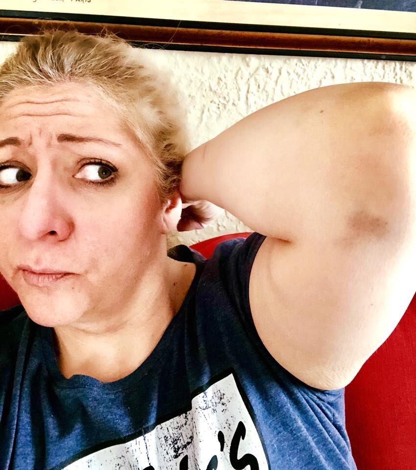 HeldenMommy's tweet photo. Man. The House of Atreus has *got* to get some carpeting or something....
#METElektra #ow #GoBigOrGoHome
@MetOpera https://t.co/B1fXqnzVwE