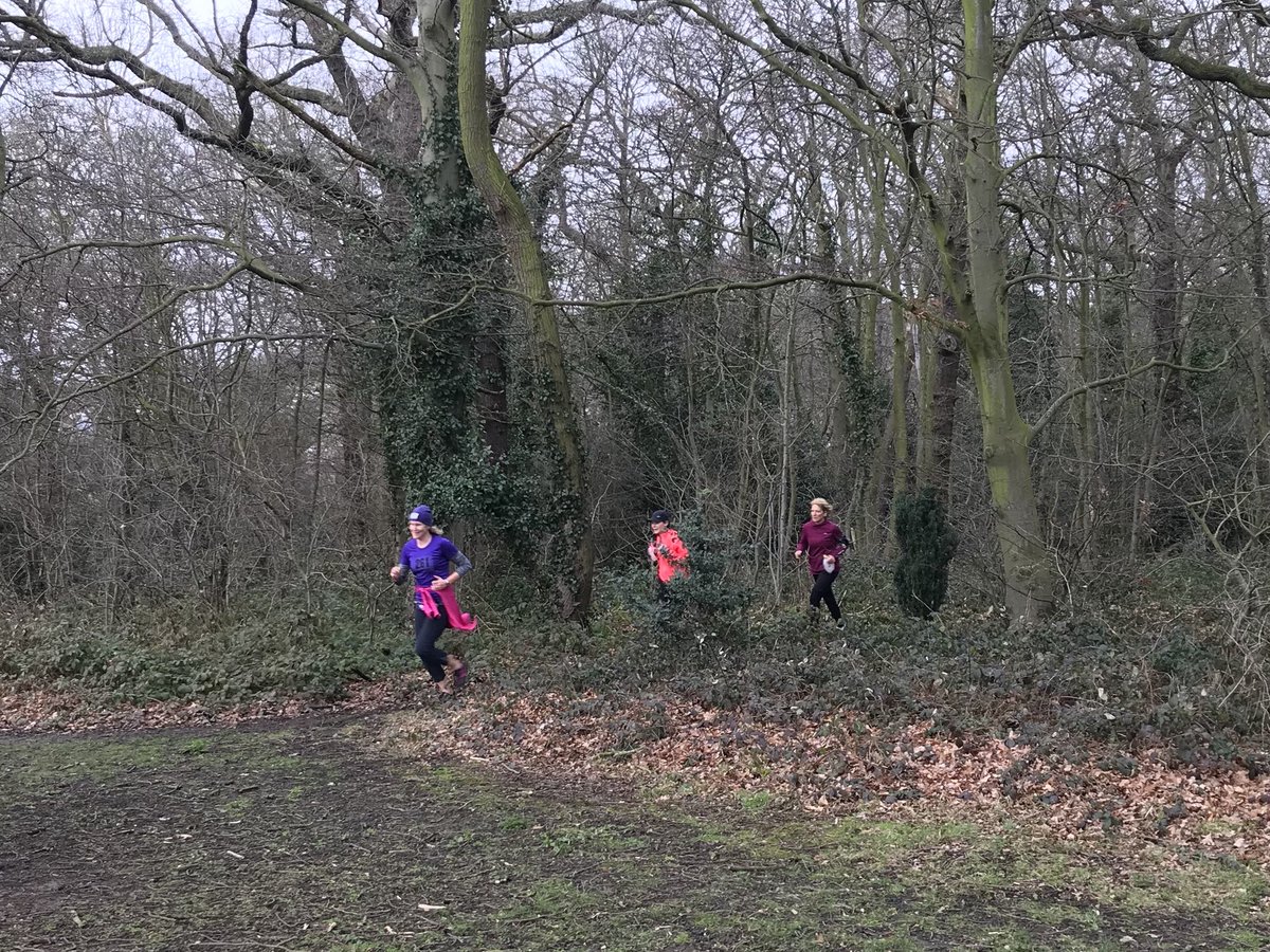 261Greenwich's tweet photo. Feet and hips followed by belated cake and prosecco celebrating recent running successes. Now onto the next challenges...πͺπΌ #261fearless #fearlessrunning #befearlessbefree #runlove #trailrunning https://t.co/ooFuu5cSq7