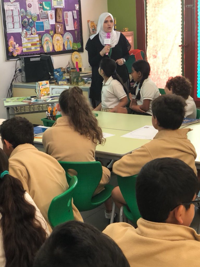 abeer17343246's tweet image. #gcsbookweek G5 support and integration among the students of the Arabic A and B Language and enjoy the analysis of the story in my class .