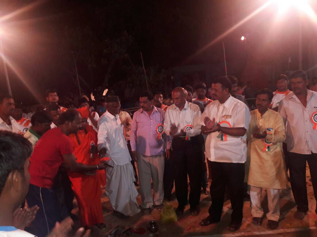 jagadishkatti's tweet photo. Res,Shri @AmitShah ji BJP leader of Muddebihal sri @SDHiregoudar conducted our Traditional sports of nation “Kabaddi” in various Village’s of Muddebihal taluk for this is very popular &amp; fame person of youth so please provide #Muddebihal_Assembly_BJP_Ticket https://t.co/FYrDsuVS0k