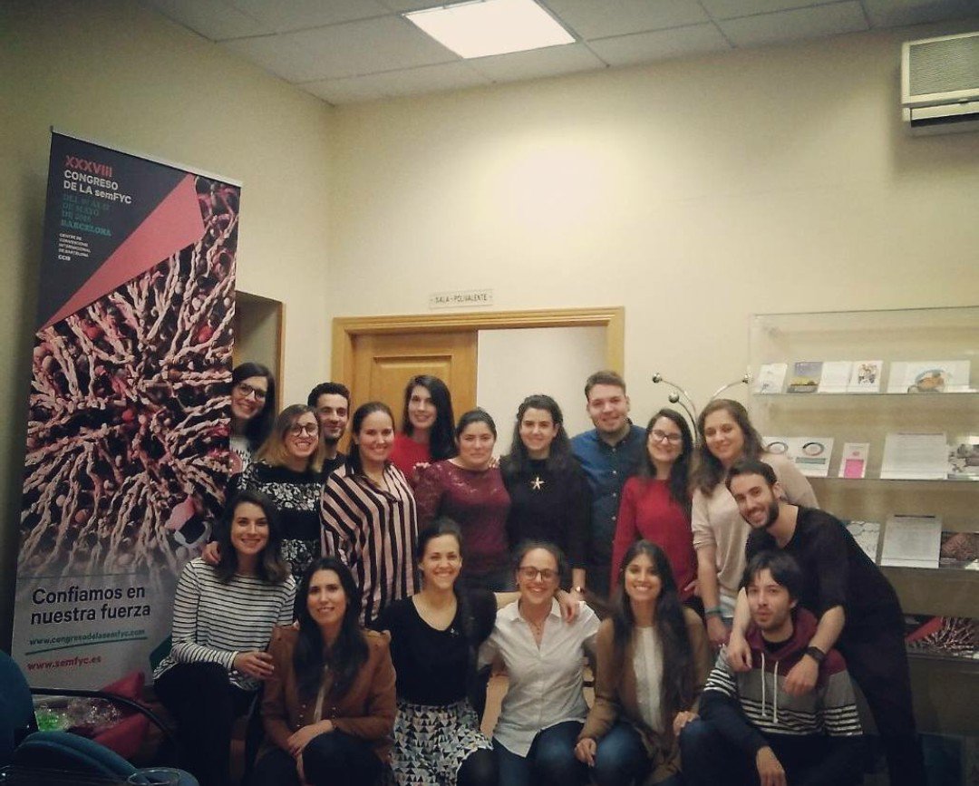 resis_semFYC's tweet photo. ¡Os damos la bienvenida a la cuenta de la Vocalia de Residentes de semFYC! @semfyc #RMFyC https://t.co/0BVaPcV5s2