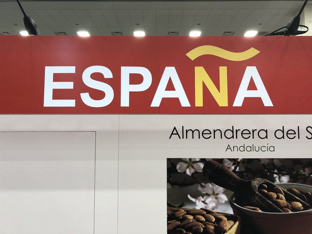 PervidaHealth's tweet photo. Good morning! “Espana” is Spanish for “Spain!” Come back for More helpful tradeshow tips!!!
.
Booth N1247 #expowest ✨🥂✨
#tradeshow #zerocalories #beverage #pomegranateseedoil #pomegranate #hokies #doyoupervida #pervida #immuneboost #immunity #guthealth #guthacking https://t.co/B8KFs74VWT