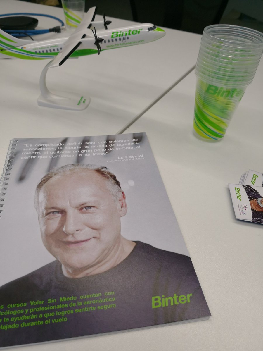 LSERSAN's tweet photo. Solo puedo dar las gracias a @BinterCanarias por su programa Volar sin Miedo. Excelentes profesionales que te ayudan a superar todas tus barreras. Impresionada totalmente. https://t.co/WntSYiXf1M