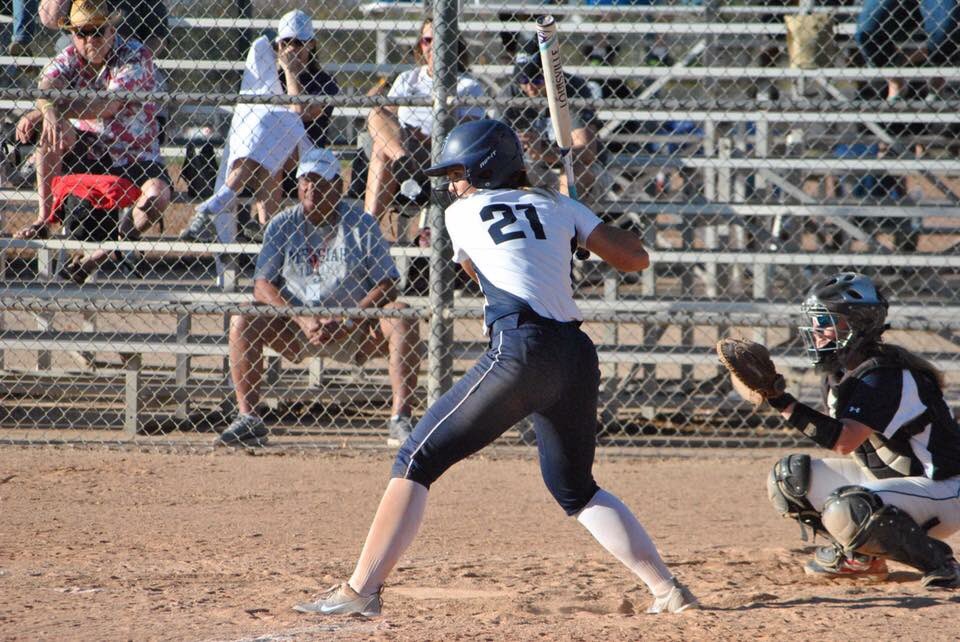 braunroni_'s tweet photo. come support @GFUSoftball today and Sunday at 12 &amp; 2 !! #beatlinfield 🐻🤗☀️ https://t.co/RgNJbNWIC7