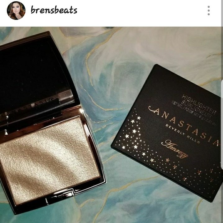 beachbumbren's tweet photo. When the highlighter is so beautiful you have to get a back up. @amrezy @ABHcosmetics #ABHxAmrezy https://t.co/wheLR3sv4d