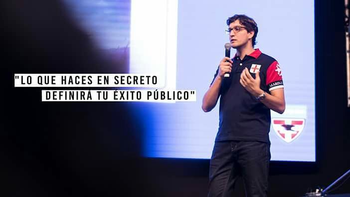 DUC_cba's tweet photo. "Lo que haces en secreto definirá tu éxito público" #DUC🎓 
#10VecesMejores 
#MiLugarDeRefugio https://t.co/ROAG2G1x50
