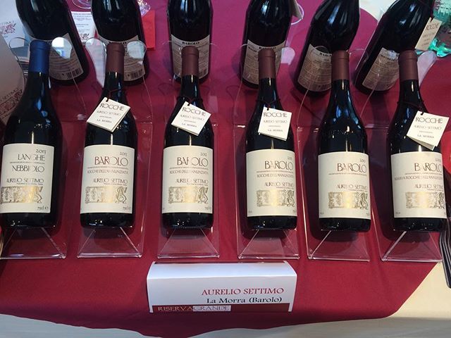 AURELIOSETTIMO's tweet photo. Oggi e domani si assaggia i Baroli a Roma! #nebbiolonelcuore #Roma #winetasting #vino #wine #winelover #Rome #RocchedellAnnunziata #AurelioSettimo https://t.co/yIyzOPkoTC https://t.co/leldSSJKJg