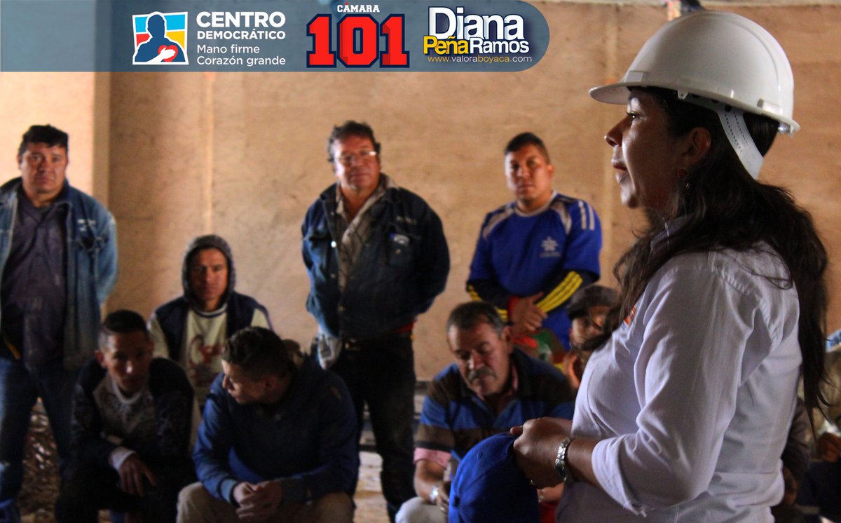 ValoraBoyaca's tweet photo. Con ellos también se construyen propuestas para el crecimeinto económico  de Boyacá  #CámaraBoyacá101 #CentroDemocrático #Dianaconlosconstructores 
#VOTEPORBOYACÁ #VOTEACONCIENCIA #VOTEBIEN https://t.co/Uk1YGUvRt5