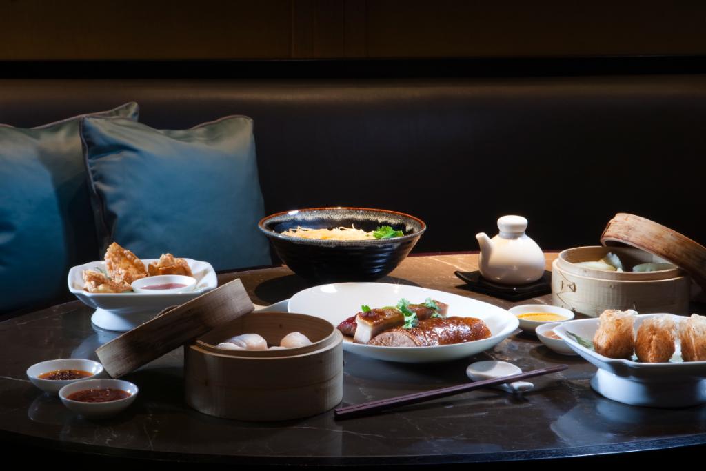 hakkasanmiami's tweet photo. Join us for Dim Sum Lunch on Saturdays and Sundays from 12-3PM to enjoy Black Truffle Chicken Shui Mai, Pan-Seared Foie Gras Dumplings, and more. 

Reservations: https://t.co/Jjitb48518 https://t.co/qFYccXefTi