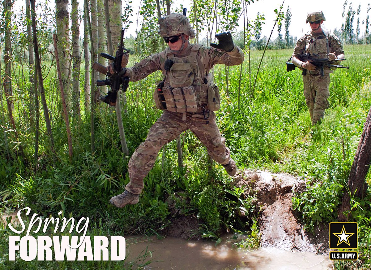 usarec's tweet photo. Remember to set your clocks forward tonight from 0200 to 0300 for #DaylightsSavingTime. #USAREC #ArmyTeam https://t.co/aSkWkOHbLV