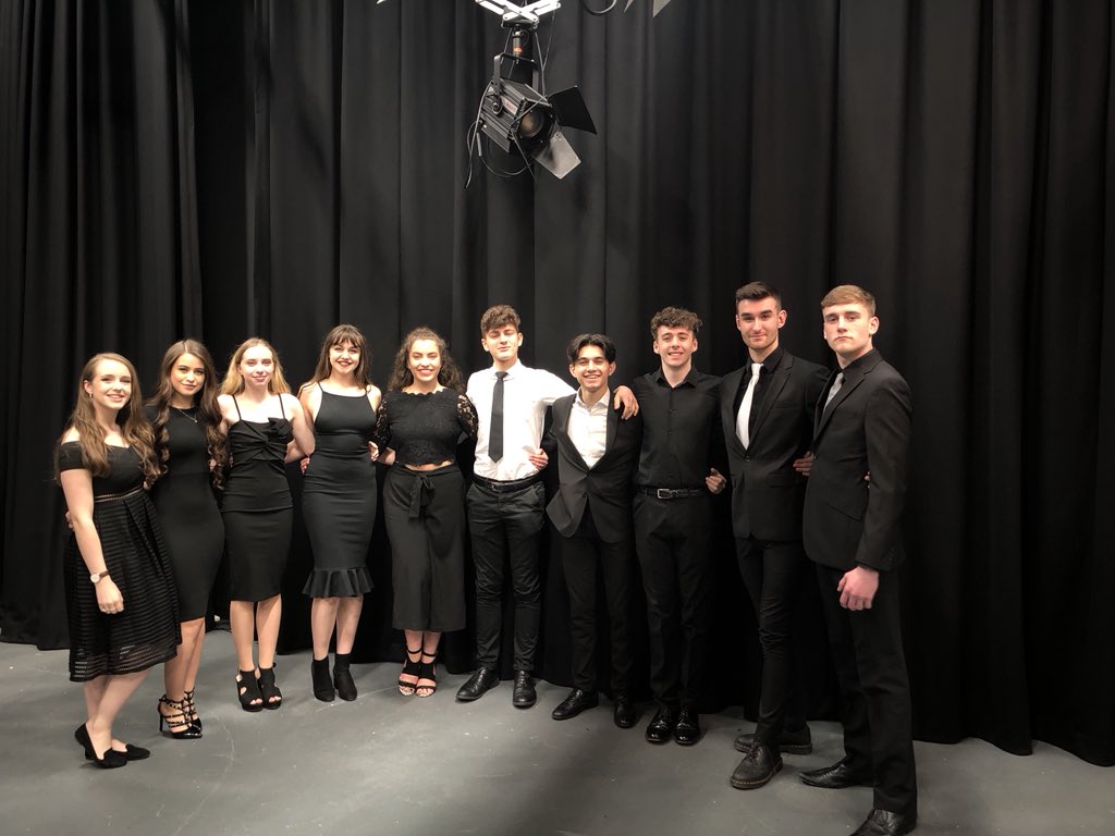 PendletonSeason's tweet photo. “The Pendleton Consort of Voices” performed stunning renditions of “Bring Him Home” and “Being Alive” at the Annual Apprenticeship Awards 2018 earlier this week! #PendletonCollege #CentreOfExcellenceInPerformingArts #Actors #LesMiserables #Company https://t.co/PyyFNoNkNR
