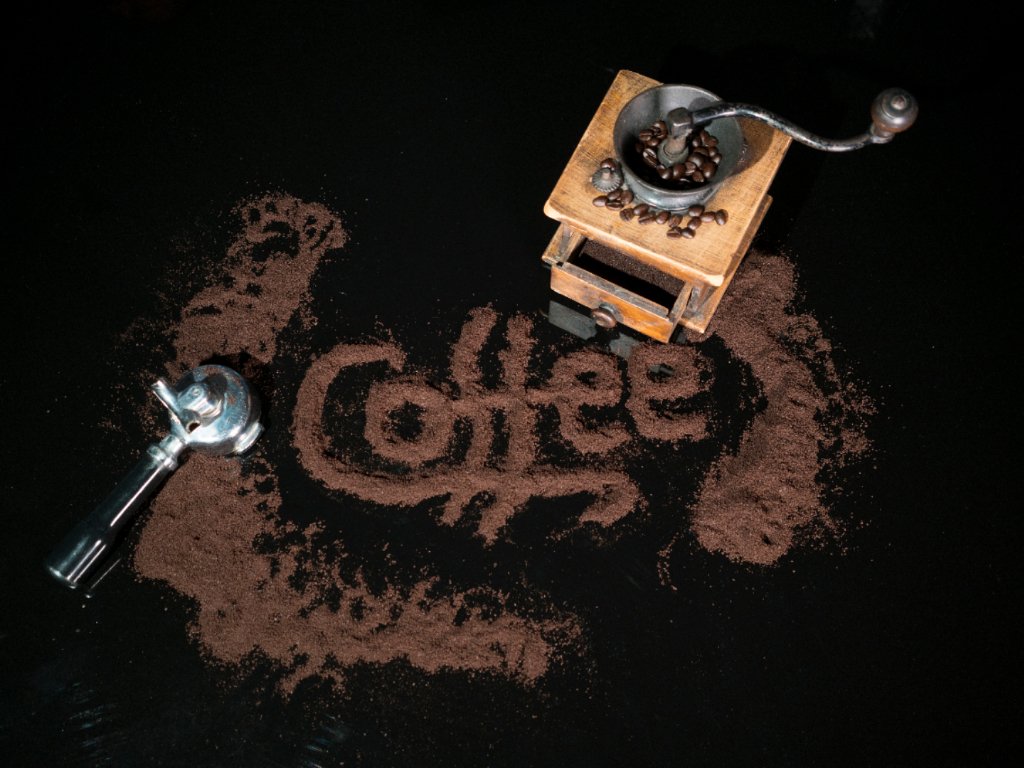 allannbros's tweet photo. Stop into your nearest Beanery cafe for your Saturday Starter! Post your #atallans selfie for your chance to win a weeks worth of coffee! https://t.co/UXmG9WbbtE