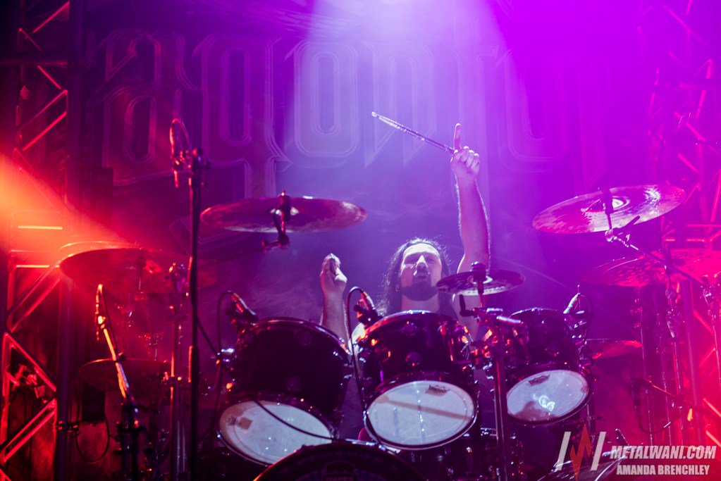 DragonForce's tweet photo. We’re taking a little bit of time off since the #ReachingIntoInfinity World Tour but @dragonforce will be back in 2018! Picture is from Brisbane 2017 by @Metal_Wani https://t.co/pu5aro5mkw