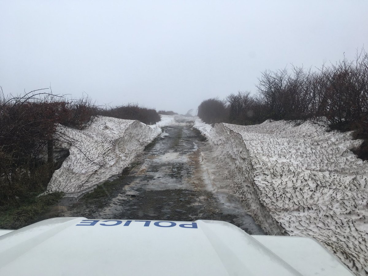 ASPSpecials's tweet photo. Today our @ASPWSomerset #SpecialConstables were joined by #SCSuptBarbour on patrol on #Exmoor for a ongoing cross border operation with @DC_Police & @ExmoorNP . It was wet, cold & we still had snow to deal with ! #SCGenge #SCBale #SCLeSueur #SCInspJohnson https://t.co/kjjbu0UoSW