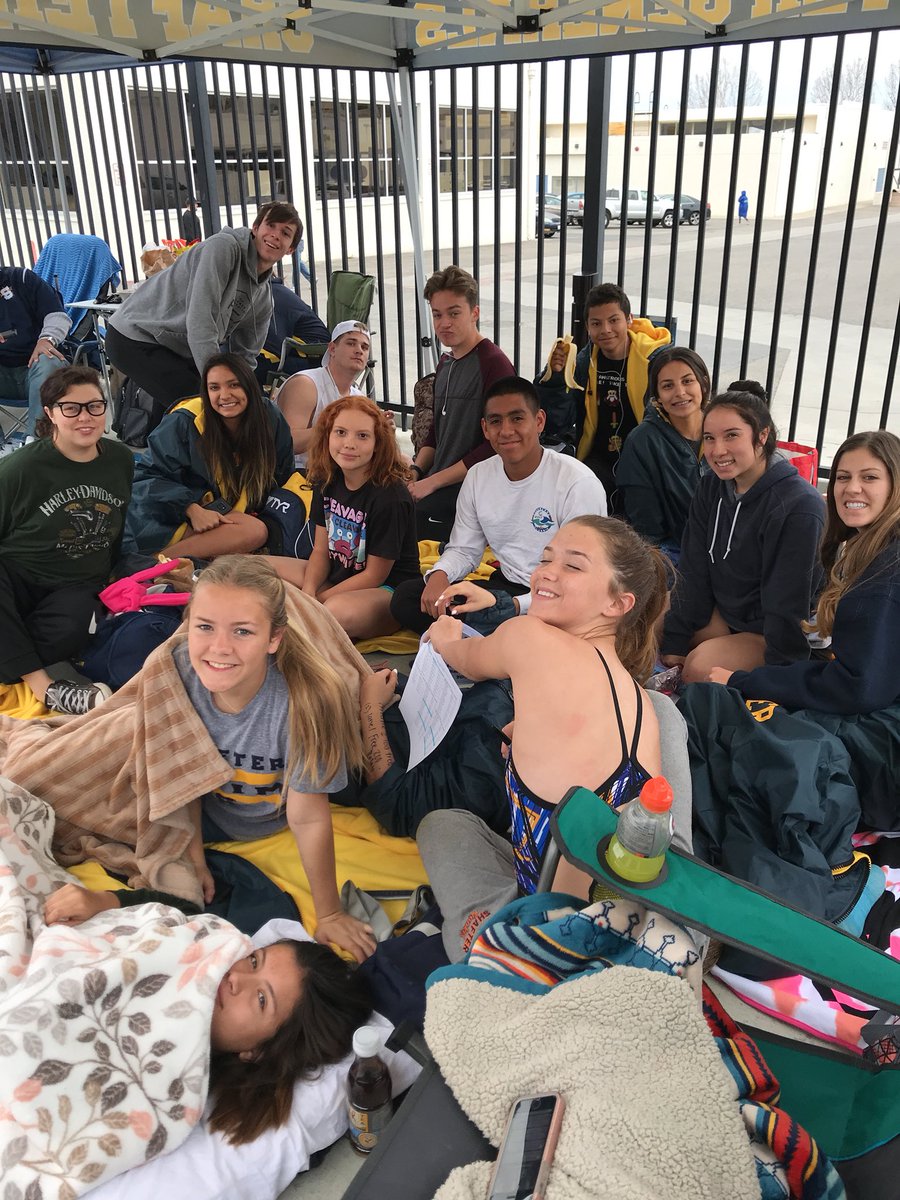 Shafter_Swim's tweet photo. #letsdothis! #droptime #shafterswim https://t.co/VFScDQqnFV