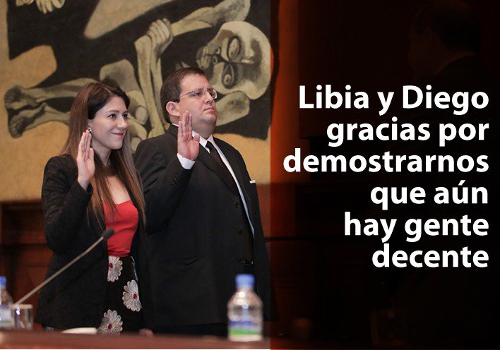 XavierMavel's tweet photo. Un ejemplo de principios y respeto a la Constitución NO al #GolpeInconstitucional https://t.co/kz4w77Cb70