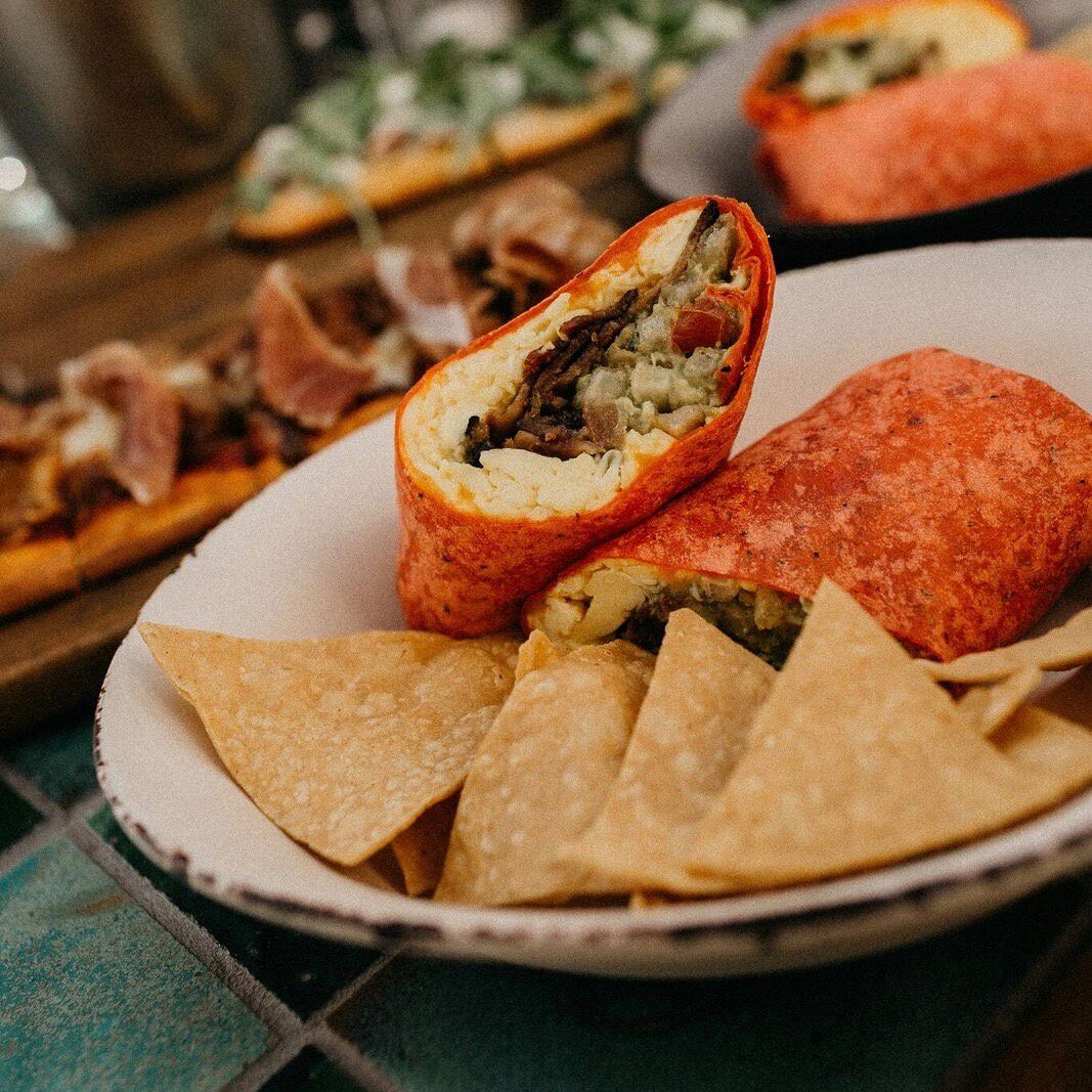 Our new breakfast burrito is calling your name🌯
Start your day off right and order one of these with our special Bloody Mary by @bloodygerry. Available all day Saturday + Sunday in the East Garden Bar . #MeetMeAtTheBungalow