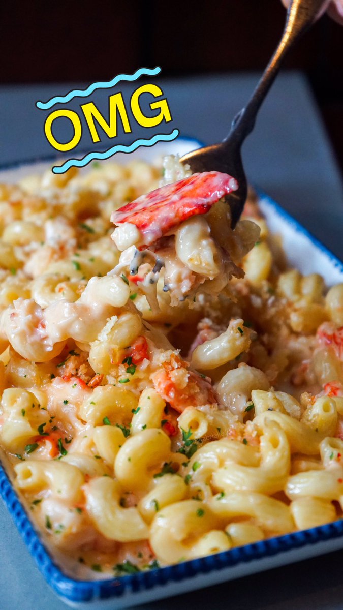 #lobster mac and cheese? Yahs please. #lobsterfestgoals