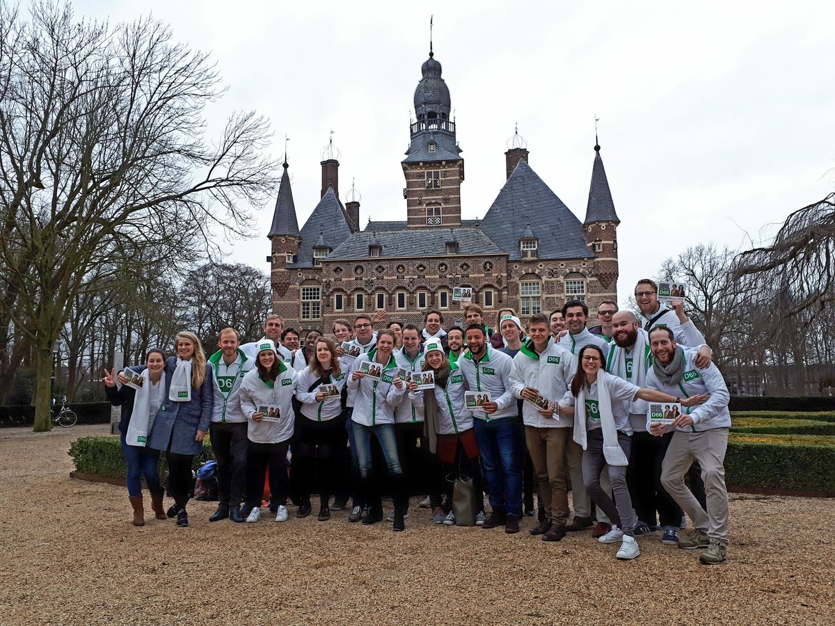 D66Wijchen's tweet photo. Bezoek van de talenten @d66route66 aan #Wijchen! 
Top dat jullie er waren!!! 💚
#GoedWijchen #D66krijgthetvoorelkaar #D66 https://t.co/C3aXhgqiqE