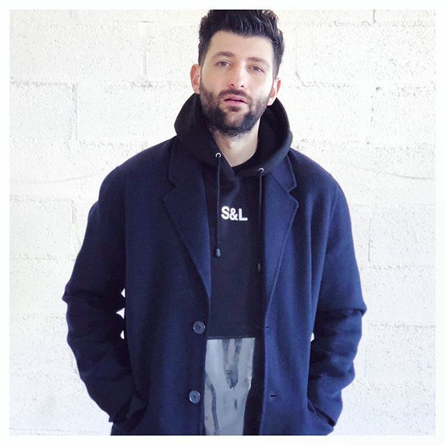 TonyLemale's tweet image. Enjoy your week-end guys, for me it’s art exhibition w/ auditalents (check the stories) at friche_bdm ... |
•
•
•
•
•
#auditalentsawards #byjoyana #saltandlemon #fashionblogger #snobshots #streetbeast #hsstyle #sandroparis 📷 koska_mickael_design  …