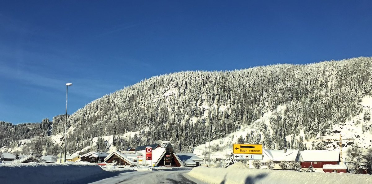 TrekEarth's tweet photo. Jack's #Photo &amp; #Travelblog: #Arrival to the #winter #village #Bagn in #Valdres, #Norway https://t.co/cPoTYkOYtv https://t.co/BIrZvfOksP