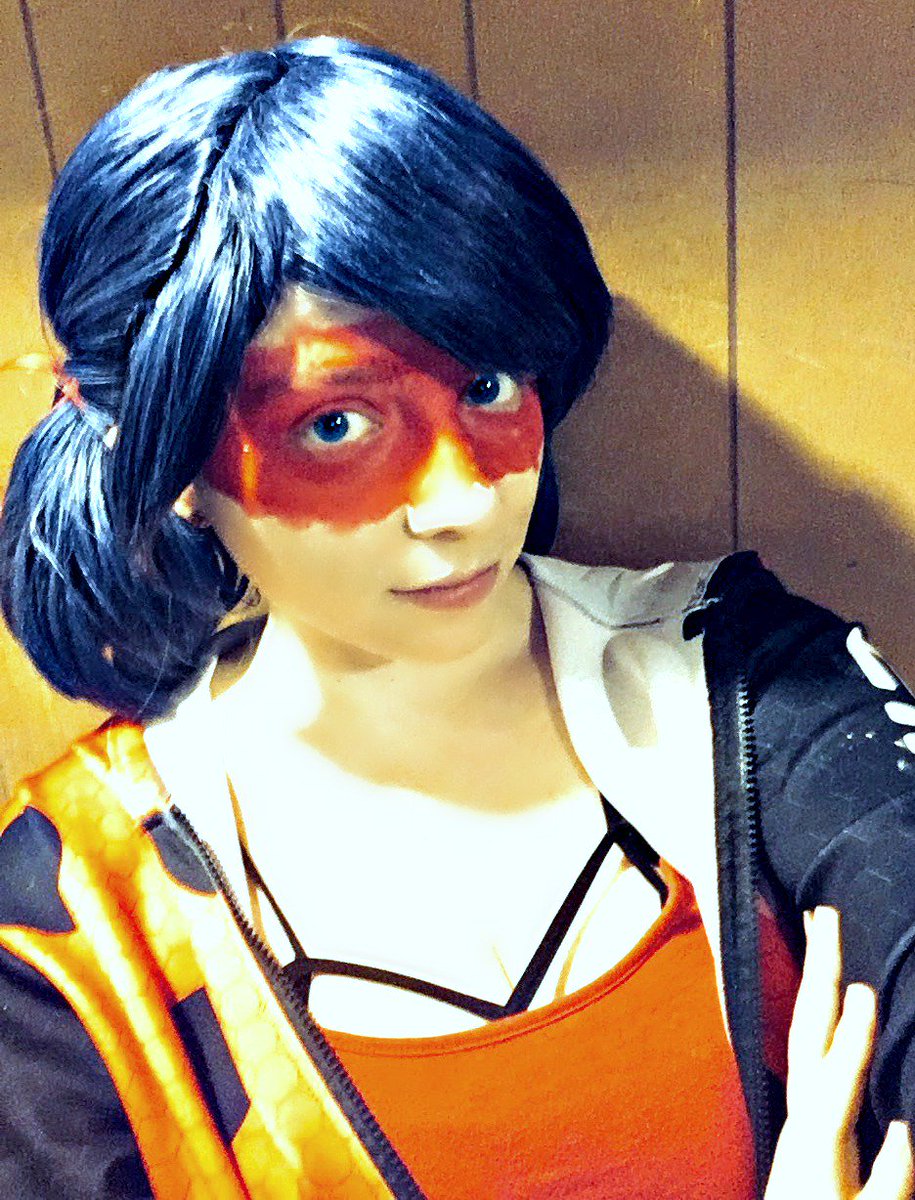 Opal92Heart's tweet photo. Another picture of my Breakdance!Ladbug Cosplay. I feel like so empowered when I cosplay her in any form, as if I can do anything. #MiraculousLadybug #BreakdanceAU #LadybugCosplay #BreakdanceLadybug #MidwestCosplayer #WisconsinCosplayer #MiraculousLadybugCosplay #LadybugCosplayer https://t.co/lvPvReCJCL