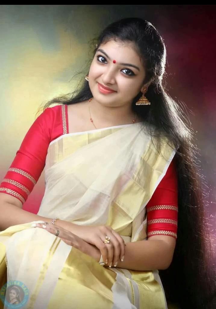 malukutt's tweet photo. sweet good night all my lovely frds😀😀😀💋💋💋💋💋💋💋💋💋💋💋 https://t.co/D1rlQe4tkx