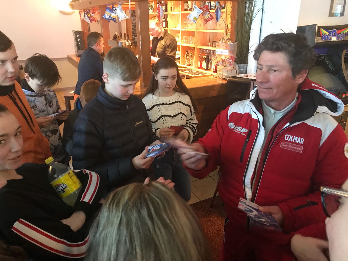 PERFDPEM's tweet photo. Final day skiing group presentation amazing skiers @walbottlecampus @SerreChe_EN #esf #ski https://t.co/y0LBXZKLlt