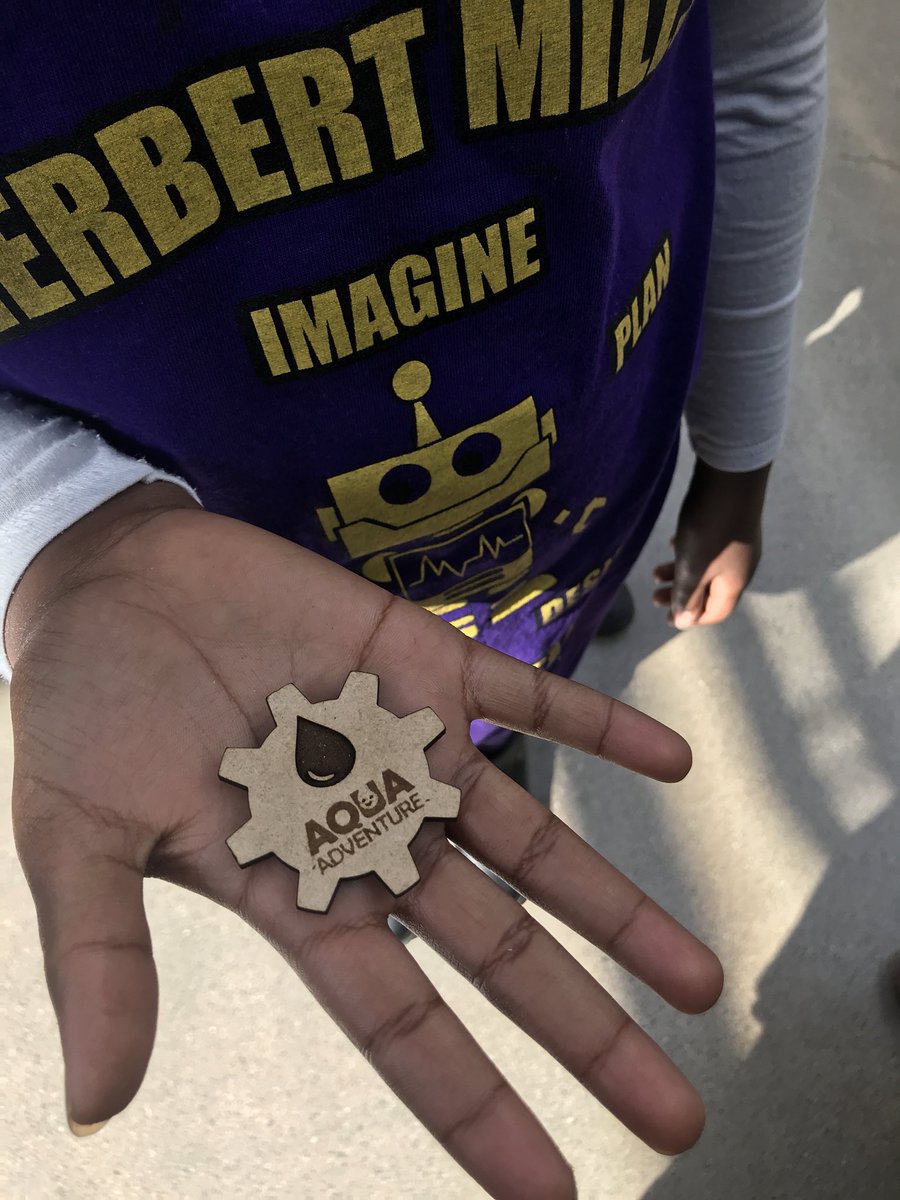 MissMcMannis's tweet photo. Thank you to @pastfoundation and @firstlegoleague -an awesome morning for our #MillsSTEMTigers #HMRobotics @MrsForino @mrsmeweeks π€π #GirlsInSTEM https://t.co/CAAjCe2nxK