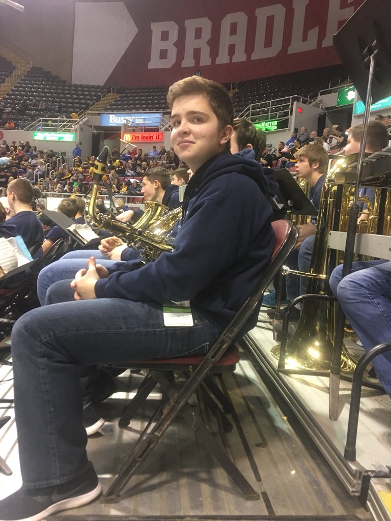 johncshriver's tweet photo. Ladies hit him up #PlayingInPeoria https://t.co/q8ncYmZwg8