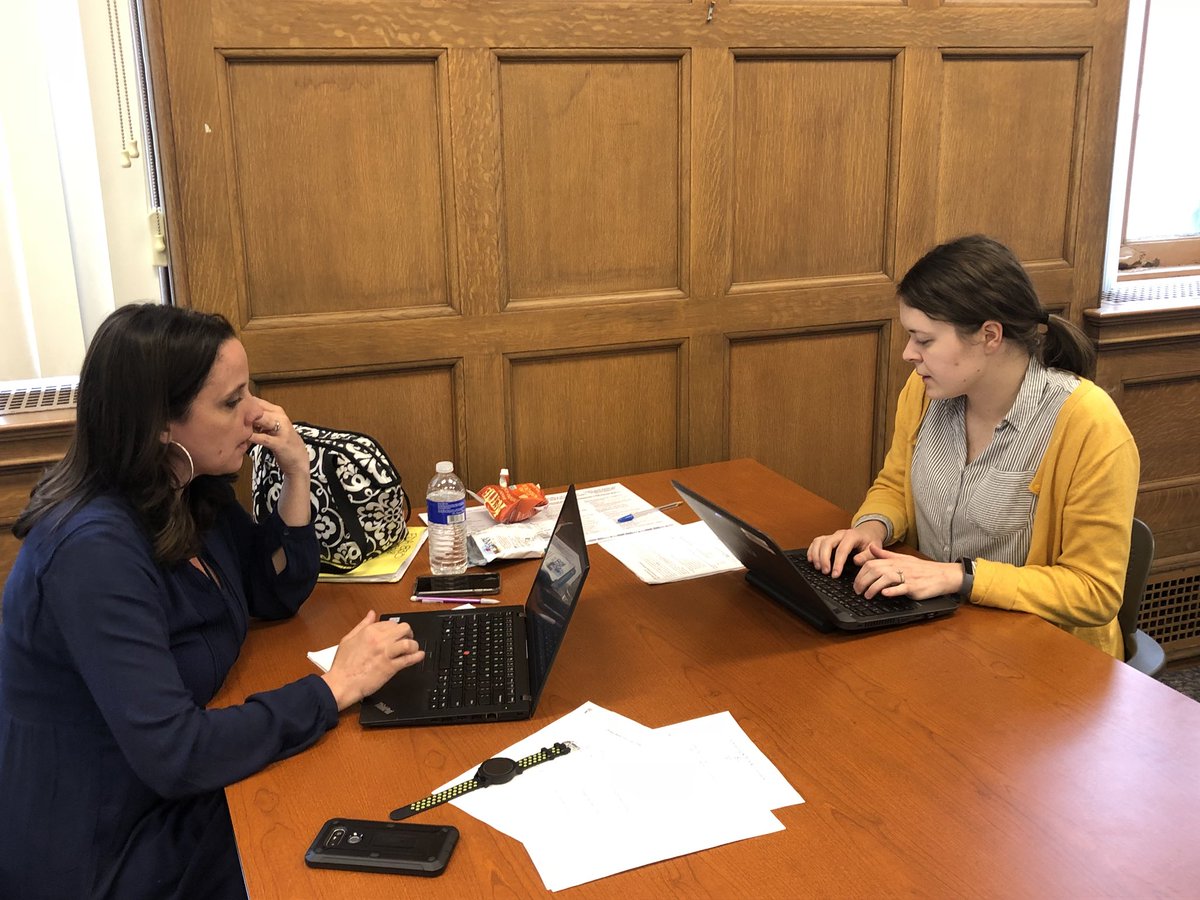 DonnellyinFOCUS's tweet photo. @BrckprtEdAdmin EDA 830 students collaborating on a scenario-how to improve student performance for ELLs when resources are decreased. SMART goals aligned to strategies, resources &amp; PD. #CriticalThinking #intentionalleadership #metacognitivedecisionmakers https://t.co/giZHXB2CvD