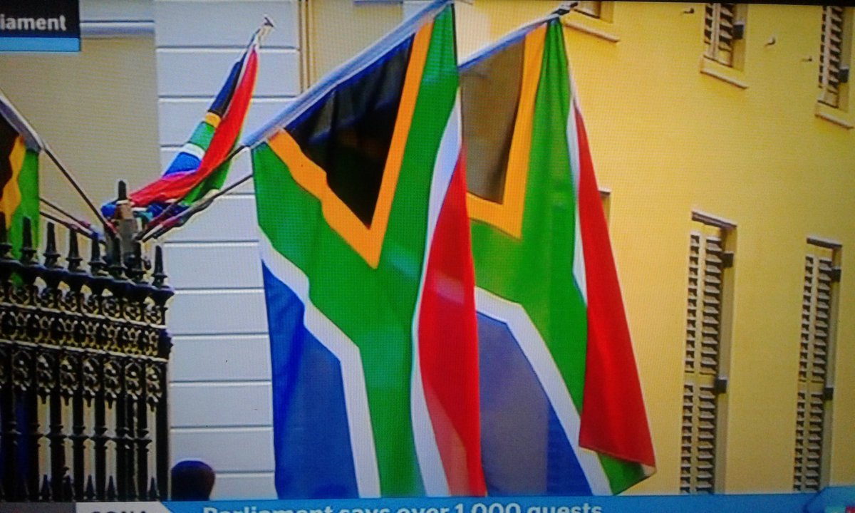 South African flag is beautiful. 😍 I wish I could follow every Twitter user there is in SA. 

#PitoriFollowTrain 
#SAfollow4follow