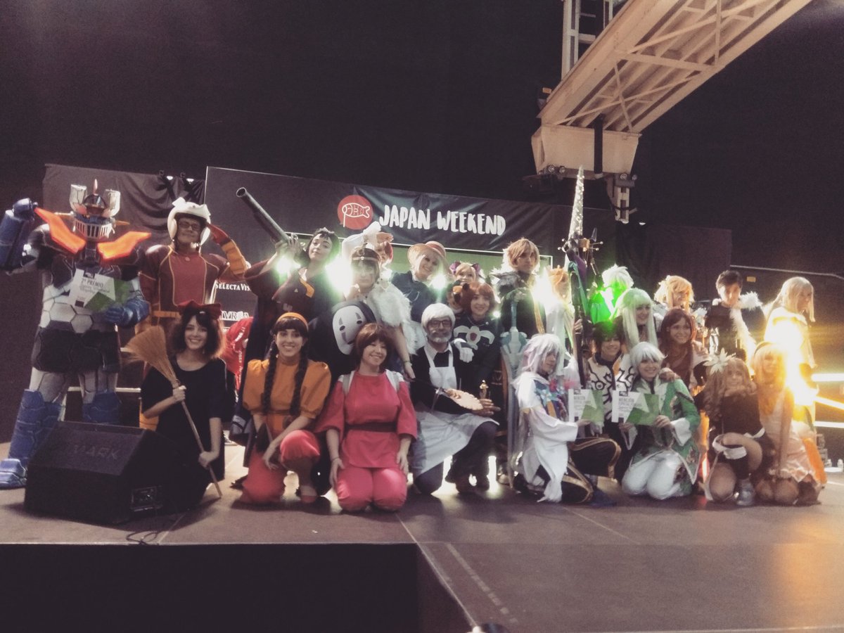 BCNcosplay's tweet photo. Fin del concurso de cosplay de la primera jornada de la @JW_Cosplay, mañana más!! https://t.co/kiz4B7x9FK