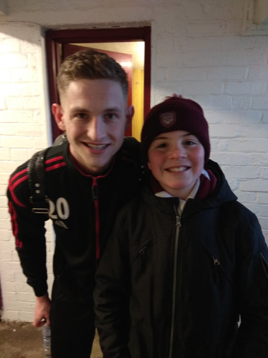 DCC_Steve's tweet photo. Huge thanks to @LichtiesNews for looking after Filippo today. Pics with the League 2 trophy, @Boabskin &amp; @tob_7 and they arranged a win over Forfar too (although the weather was an oversight) #greatweeclub #realfootball https://t.co/HXEMyfwMVl