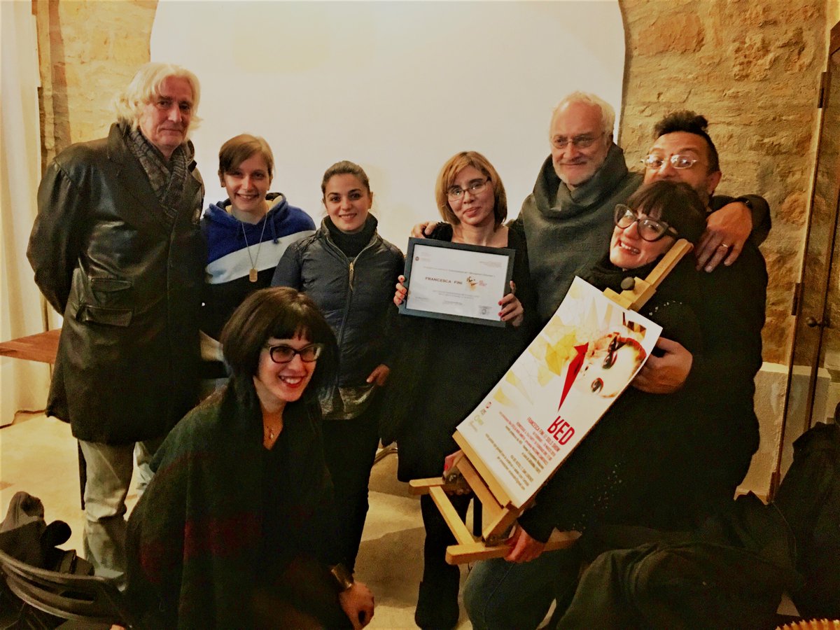 FRANCESCA FINI e IL LINGUAGGIO DE CORPO: usciti dall'aula per andare a dialogare con lei facebook.com/MarcoStancati4… . Ma <a href="/francescafini/">Francy.F 74</a> continua fino al 18 marzo. <a href="/geronimo_73/">Roberto Serrano'</a> <a href="/colvieux/">Barbara Collevecchio</a> <a href="/asbrilli/">Antonella S</a> <a href="/marifrazaf/">Francesca Zaffino</a> @JustBakedMag <a href="/erykaluna/">Blutrasparente</a> @LepriRoby <a href="/giuliavaldi/">giulia valdi</a> <a href="/spremute/">Spremute Digitali</a> <a href="/s_piumarta/">stefania piumarta</a>