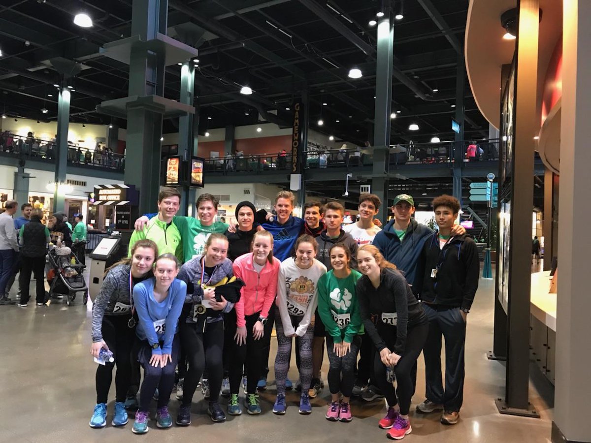 CoachDeke's tweet photo. @AHSXCBOYS @AHSRedskins_AD @ahsgirls_xc We had 6 boys and 6 girls in the top 10! Boys went 1-2-3-4. #emeraldmiles5k #foryouTeamBRox
#lovewhatyoudowhatyoulove 
#mysportismypassion #track2018 #makeitfastwhileitlasts https://t.co/bQMRcdyrGo