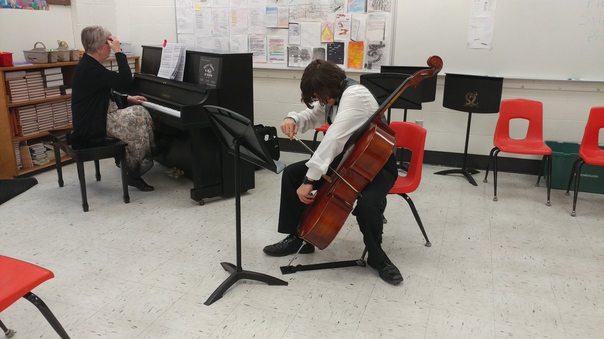 So much talent with our strings! District Contest.  <a href="/MsGuillory1/">GiGi Guillory</a> <a href="/ChrismanBears/">William Chrisman</a> <a href="/WCSTUCO/">DUB-C STUCO</a> #isdstrong