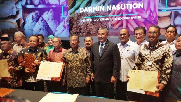 arjuna16sp's tweet photo. Sebanyak 200 MOU #Prukades @KemenDesa Ciptakan Investasi Rp 47 Triliun, Mendes PDTT @EkoSandjojo juga menerima Rekor @MURI_org krn melibatkan 102 Kepala Daerah &amp; 68 Dunia Usaha. 
@jokowi 
@taufikmadjid71 
@fachrilabalado 
@tppindonesia https://t.co/AH6p3ozr7T