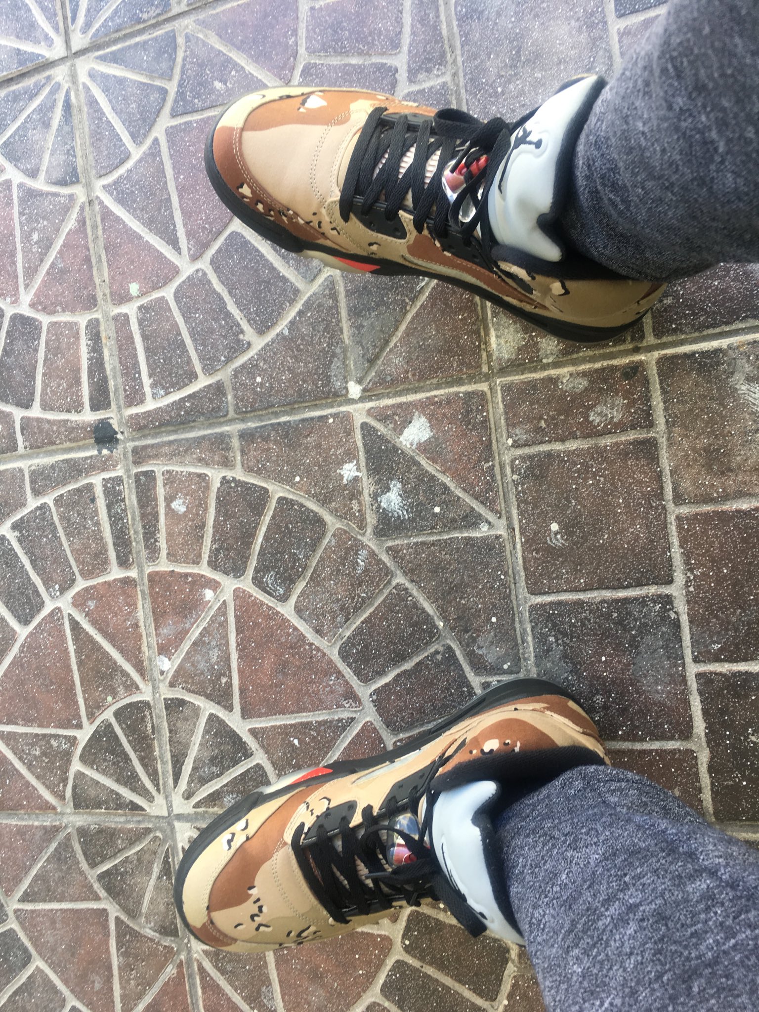 isLah on X WDYWT on feet the Air Jordan 5 Supreme Camo sneakerhead wearwhatyoulike Cheerstotheweekend https t Lqp8DPREb3 X