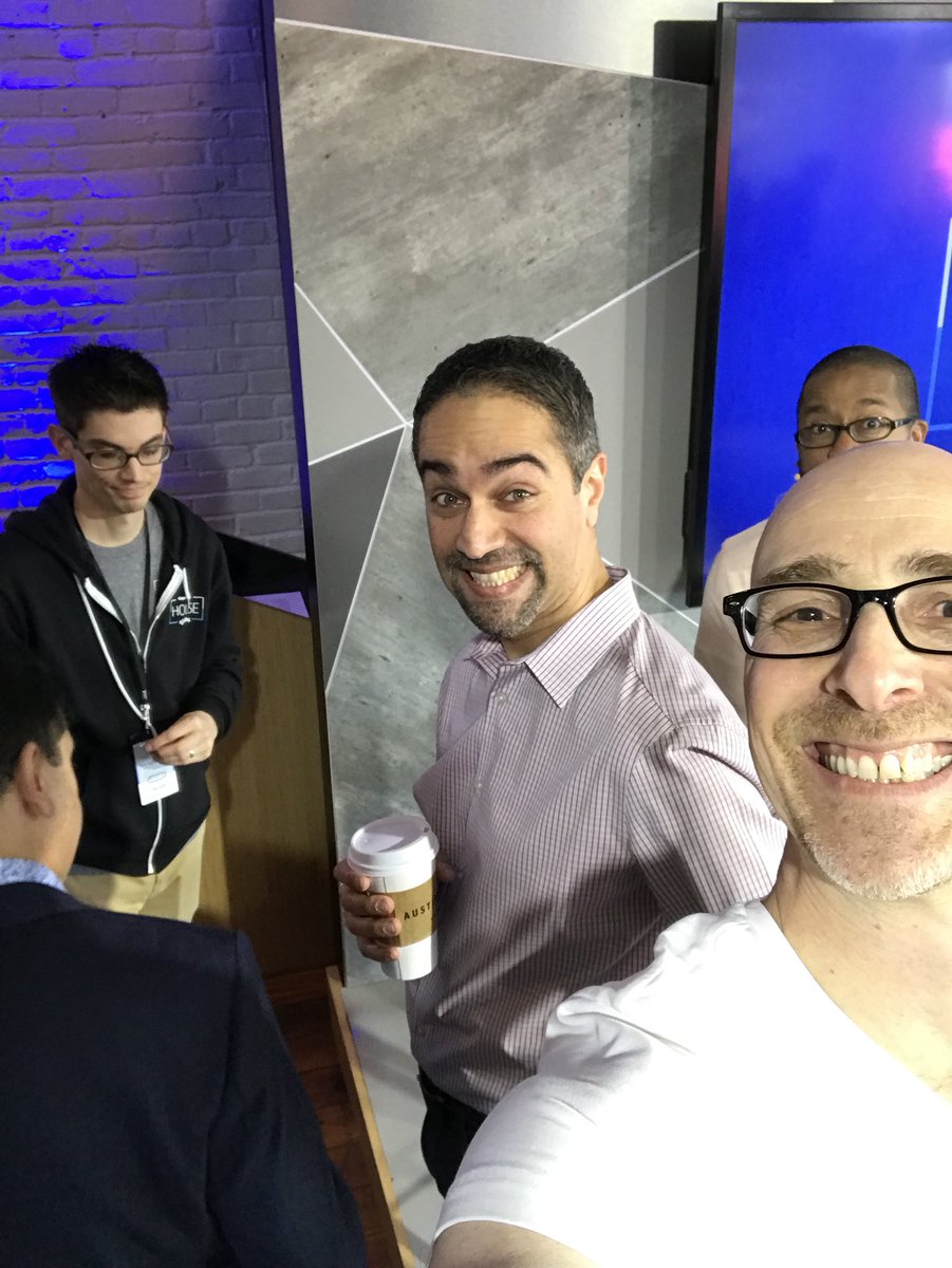 LanceUlanoff's tweet photo. Almost panel time! #AutoNav #CapitalOneHouse #CapitalOnePartner https://t.co/FCfNGGXDXt