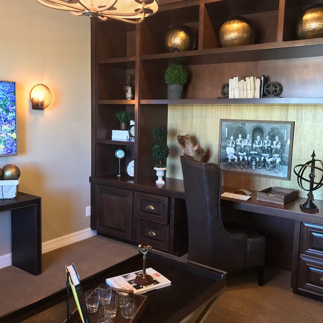 TettoRealty's tweet photo. If only all offices looked this great.
.
#office #officedecor #officespace #officedesign #offices #homeoffice #homeofficedecor #homeofficeideas #realestate #luxuryhome #luxuryrealestate #tempe #tempeaz #chandler #chandleraz #gilbert #gilbertaz #phoenix #phoenixaz #mesa #mesaaz https://t.co/VOQiEha6d5