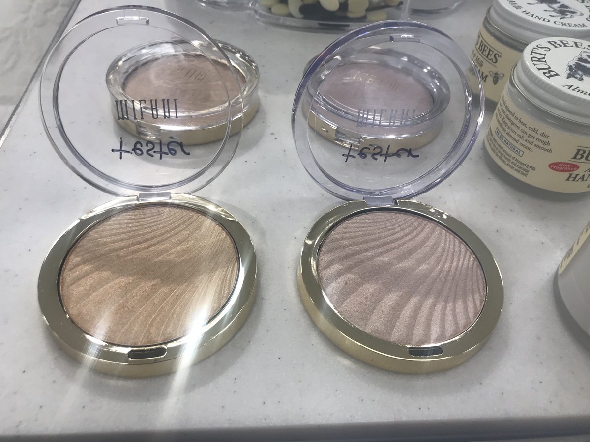 Letting people shine in today’s beauty demo! #Milani #Milanihighlighter #highlight #makeup #target #targetbeauty #1818 #team1818