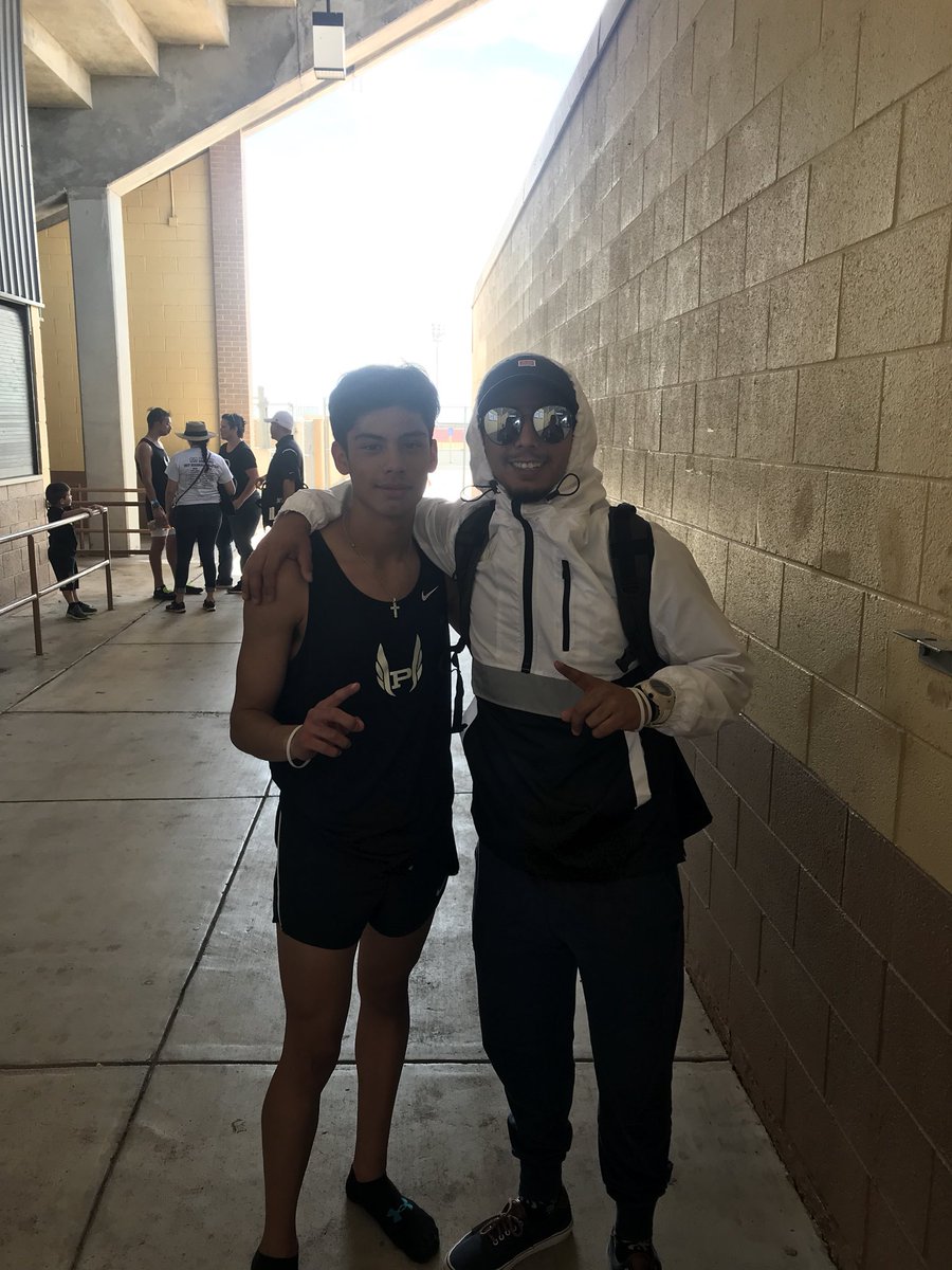 ThePrideCoach's tweet photo. Big love to my little cuz taking Gold in the 3200m today at West Texas relays 🙏🏽😤#Manifest #PridePerformance it’s a blood line thing 🤷🏽♂️ https://t.co/teXgUQbY8N