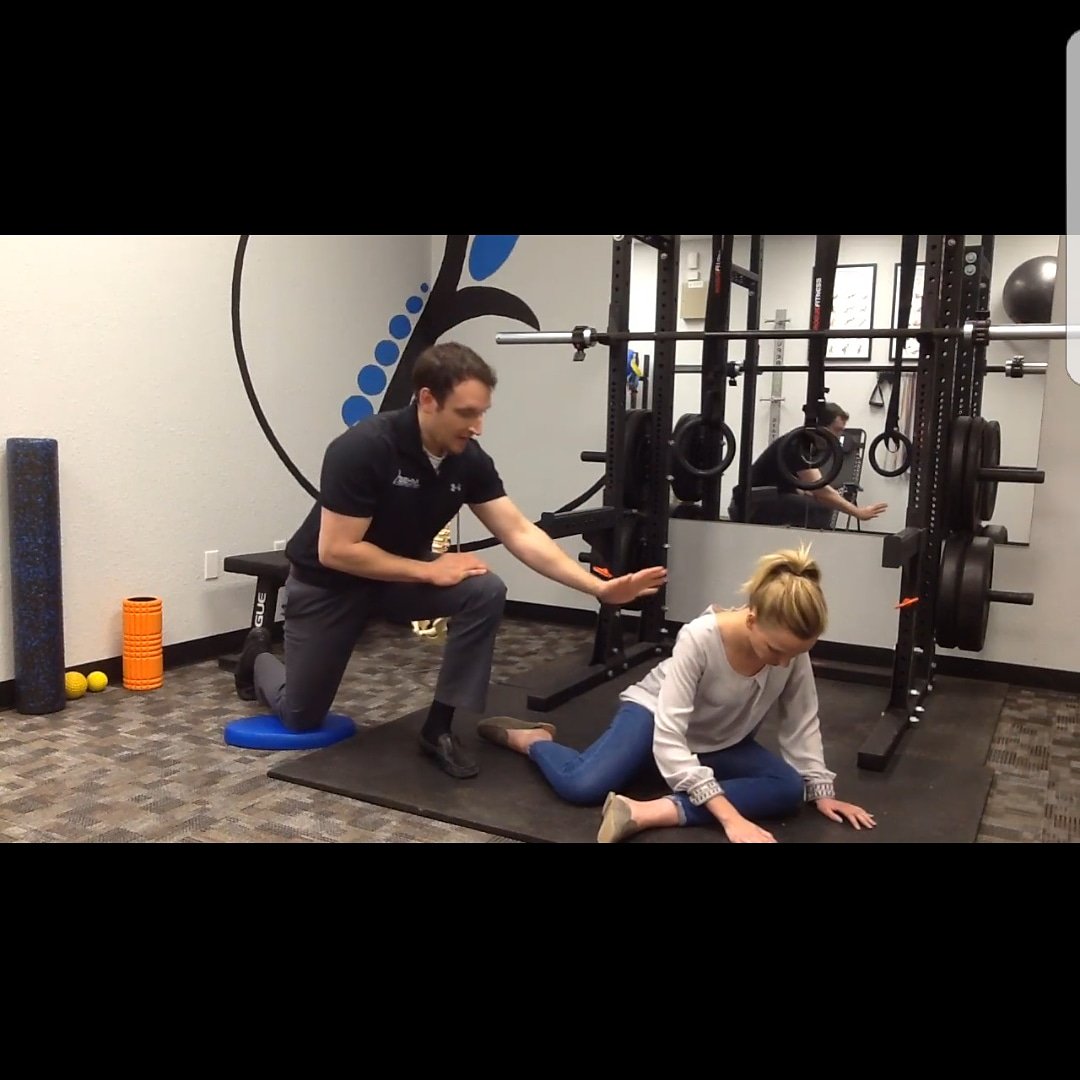 Head on over to our Facebook page 🔜 and take a look at our new #stretchsaturday video✔️ this one is great for all of you who enjoy crossfit 🏋 #chiropractor #physicaltherapy #behmmjc #hippain #bellevuene #oma #omahane #fit #fitness #crossfit