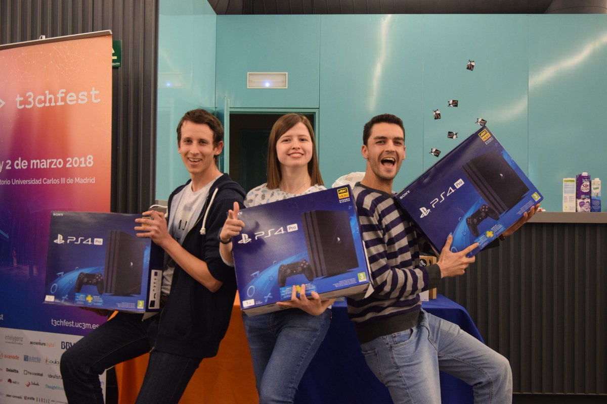 nangulito's tweet photo. Primer premio para los Ángeles de Nati en el Hackathon del @T3chFest . ¡Qué bien lo pasamos! https://t.co/XwTxavfIQM @wachino @BG_Dani https://t.co/0l7ulXLA7h